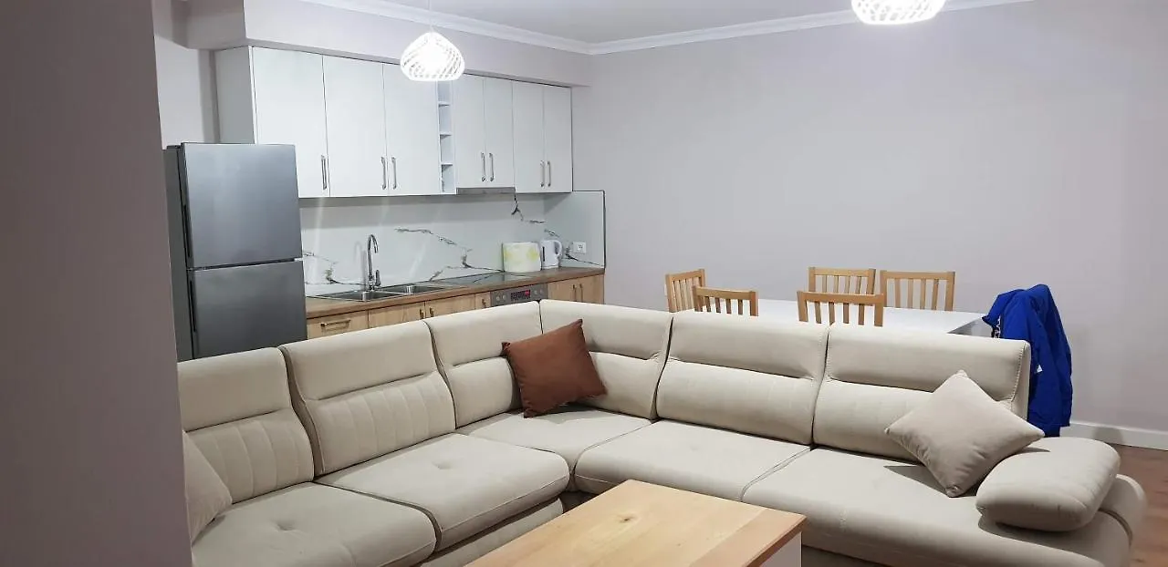 דירה טיראנה Ersa'S Lovely Flat-2 Bedroom אלבניה